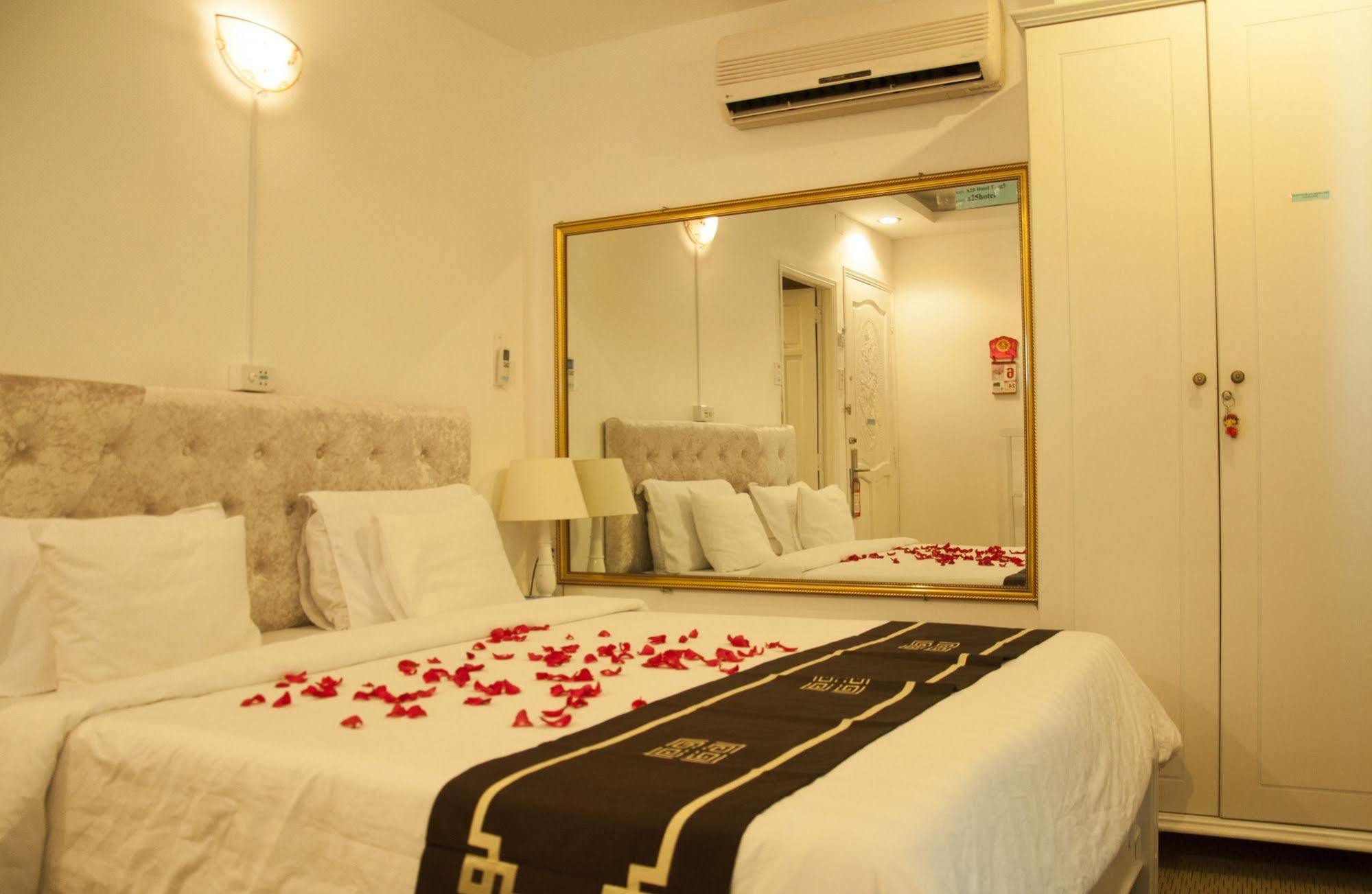 A25 Hotel - 274 De Tham Cidade de Ho Chi Minh Exterior foto